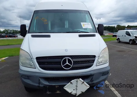 2012 Mercedes-Benz Sprinter 2500 High Roof из США, поврежденный, VIN WD3PE8CB1C5699961